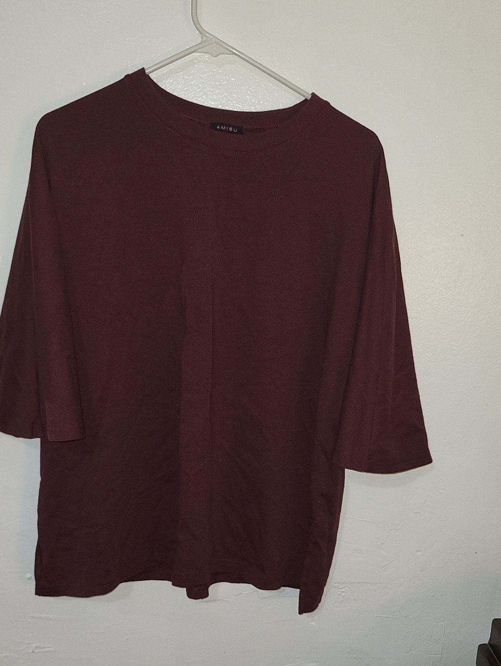 Amisu Oversized Tee in Burgundy